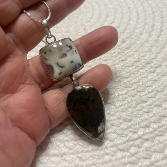 Stunning DENDRITE OPAL Handmade Sterling 925 Pendant/Chain #671D - Picture 3 of 4